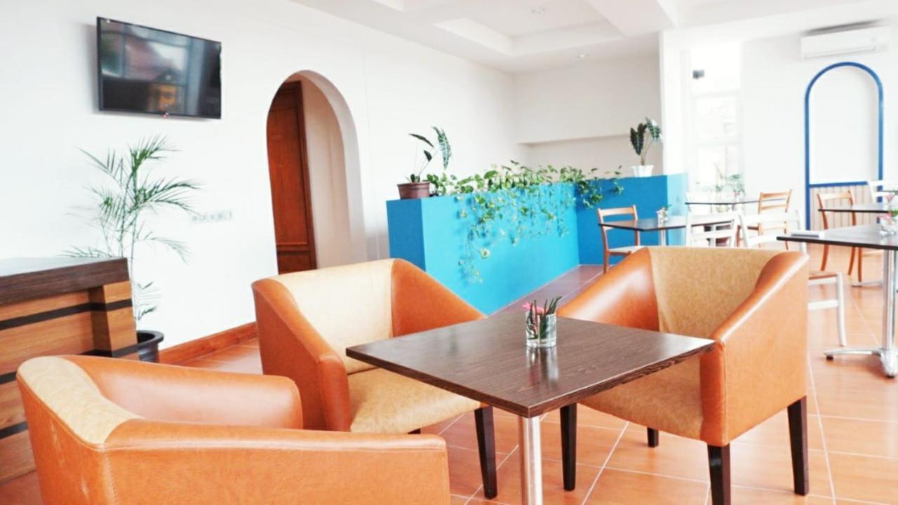 Madina Inn Hotel Yogyakarta Exterior foto