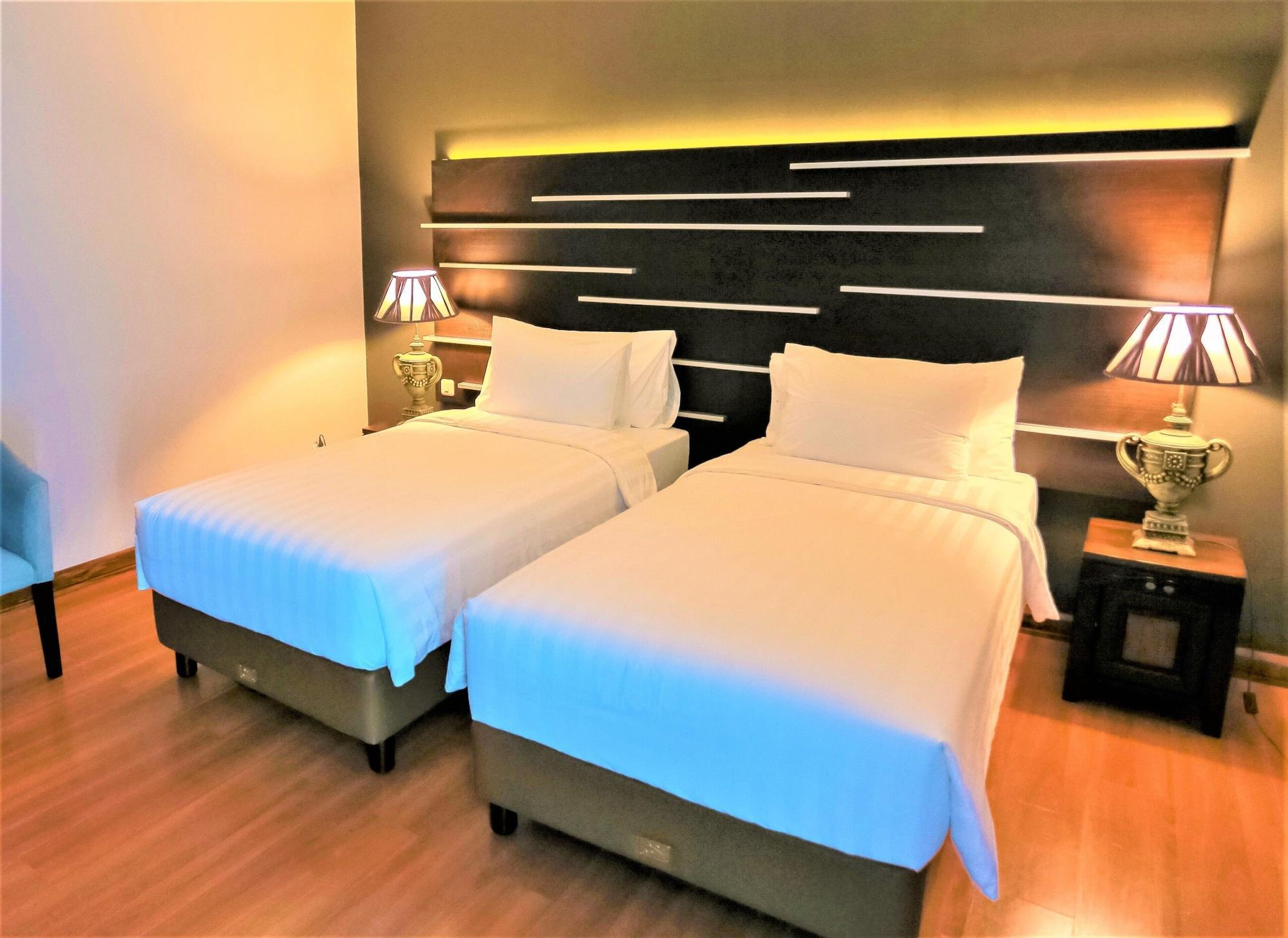 Madina Inn Hotel Yogyakarta Exterior foto