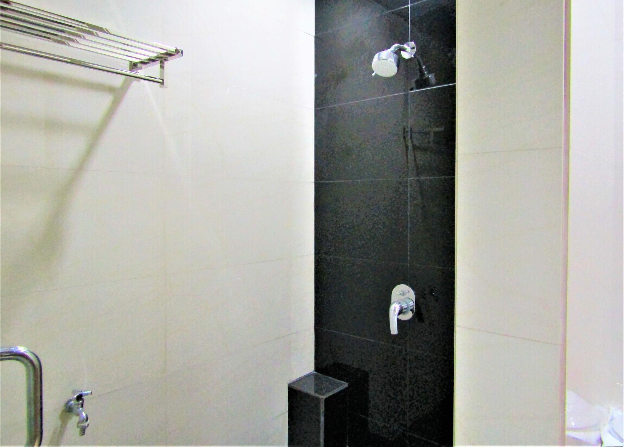 Madina Inn Hotel Yogyakarta Exterior foto